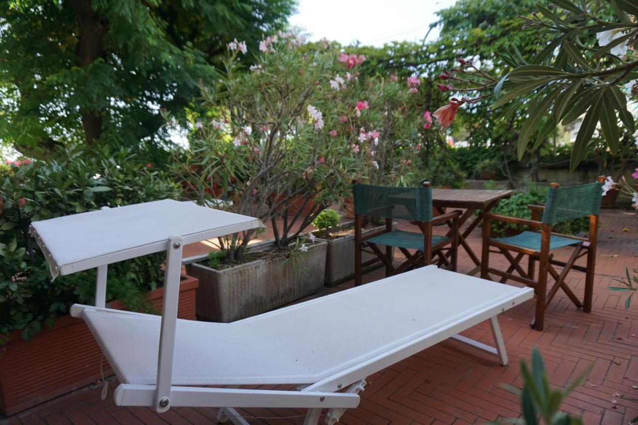 Hotel Beau Rivage Alassio Dış mekan fotoğraf