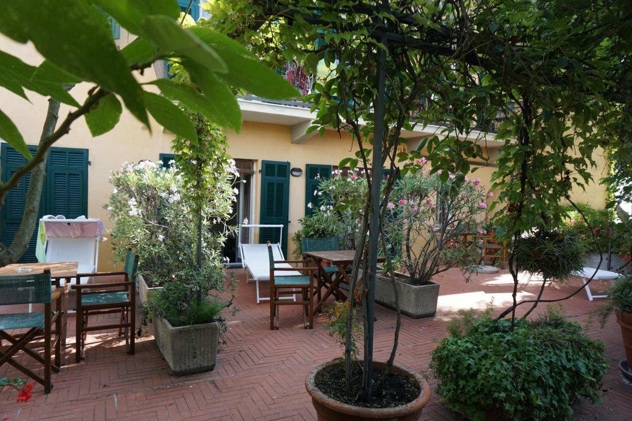 Hotel Beau Rivage Alassio Dış mekan fotoğraf