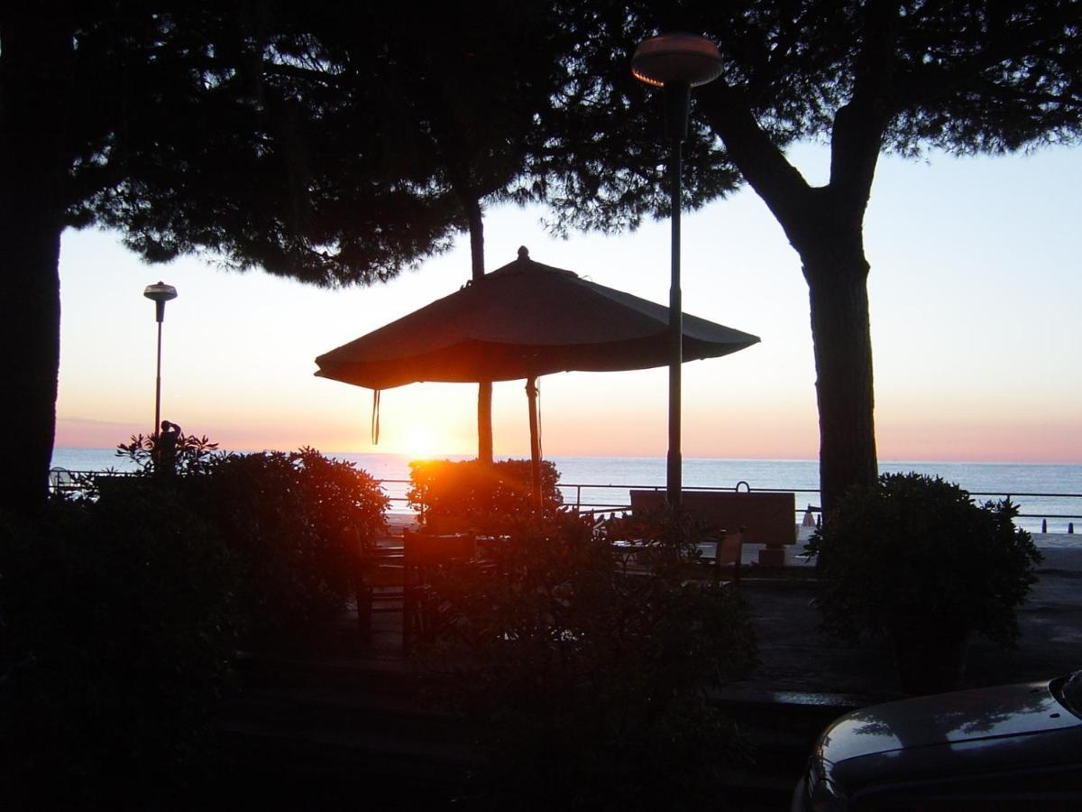 Hotel Beau Rivage Alassio Dış mekan fotoğraf