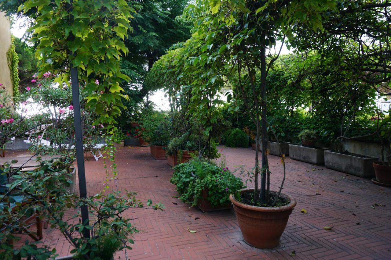 Hotel Beau Rivage Alassio Dış mekan fotoğraf