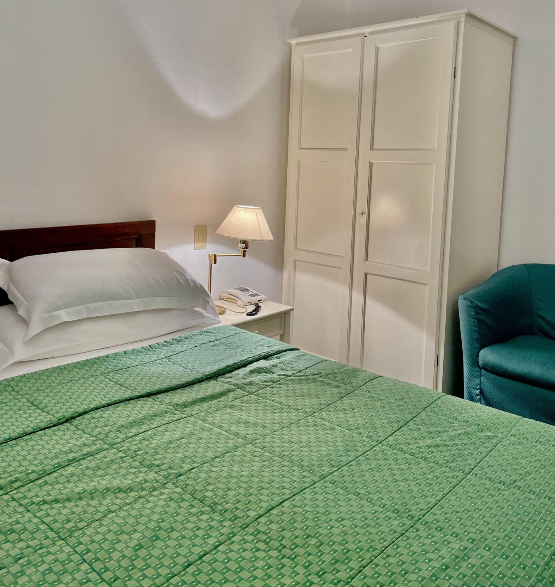 Hotel Beau Rivage Alassio Dış mekan fotoğraf