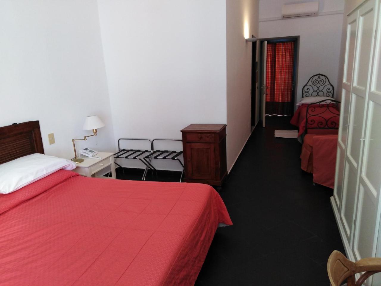 Hotel Beau Rivage Alassio Dış mekan fotoğraf